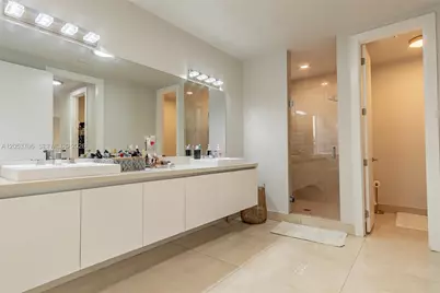 10043 NW 75th Ter, Doral, FL 33178 - Photo 39