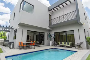 10043 NW 75th Terrace, Doral, FL 33178 - Photo 9