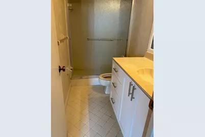 112 Lake Emerald Dr #207, Oakland Park, FL 33309 - Photo 11