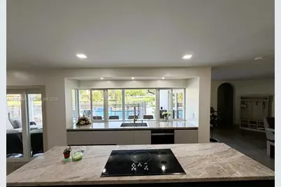 10950 SW 40th Ct, Davie, FL 33328 - Photo 25