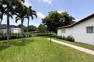 10950 SW 40 Ct, Davie, FL 33328 - Photo 31