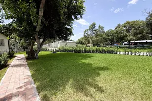 10950 SW 40 Ct, Davie, FL 33328 - Photo 33