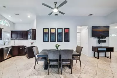 1377 Garden Rd #1377, Weston, FL 33326 - Photo 11
