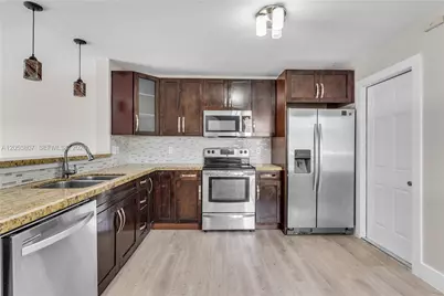 7463 SW 164th Ave, Miami, FL 33193 - Photo 5