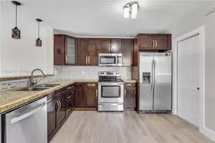 7463 SW 164th Ave, Miami, FL 33193 - Photo 5