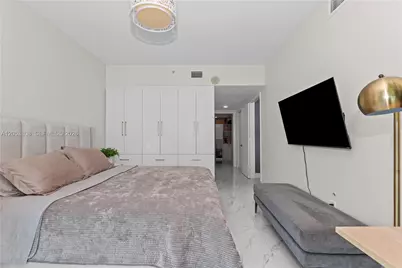 350 S Miami Ave #2102, Miami, FL 33130 - Photo 19