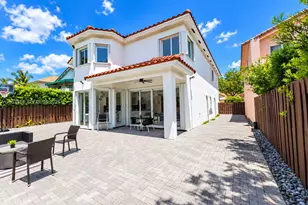 10873 NW 71st St, Doral, FL 33178 - Photo 29