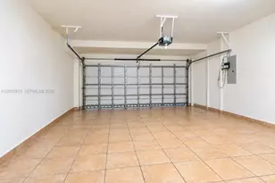 10873 NW 71st St, Doral, FL 33178 - Photo 25