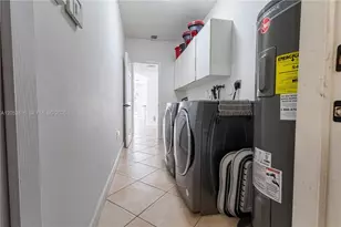10873 NW 71st St, Doral, FL 33178 - Photo 23