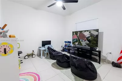 10873 NW 71st St, Doral, FL 33178 - Photo 19