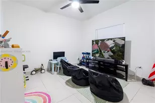 10873 NW 71st St, Doral, FL 33178 - Photo 19