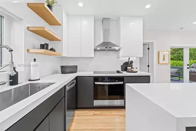 829 Granada Groves Ct, Coral Gables, FL 33134 - Photo 11