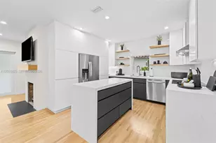 829 Granada Groves Ct, Coral Gables, FL 33134 - Photo 9