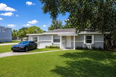 3518 Avenue F, Fort Pierce, FL 34947 - Photo 1