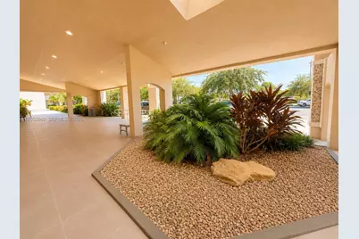 2215 W Hillsboro Blvd #5, Deerfield Beach, FL 33442 - Photo 9