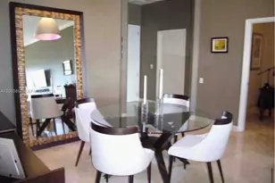 808 Brickell Key Dr, Miami, FL 33131 - Photo 3