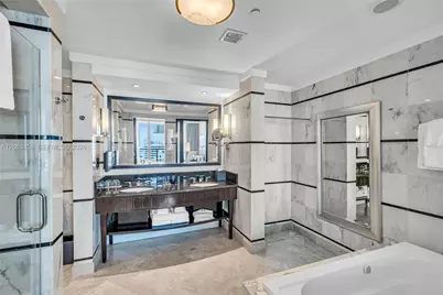 4391 Collins Ave #1707, Miami Beach, FL 33140 - Photo 23