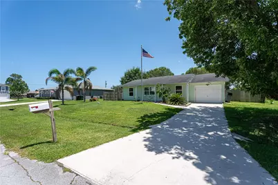 618 SW Ray Ave, Port Saint Lucie, FL 34983 - Photo 3