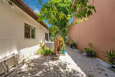 18625 NW 53rd Ave, Miami Gardens, FL 33055 - Photo 19