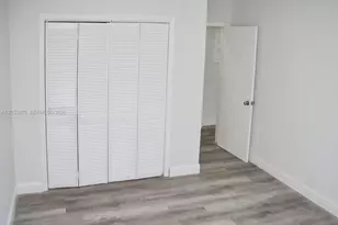 8201 Abbott Ave, Miami Beach, FL 33141 - Photo 5