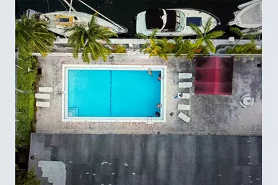 [Address not provided], North Miami Beach, FL 33160 - Photo 9