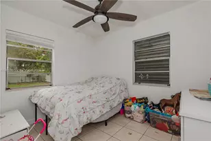 681 NE 1st Pl, Hialeah, FL 33010 - Photo 19