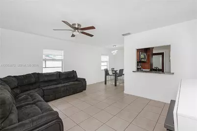 681 NE 1st Pl, Hialeah, FL 33010 - Photo 3