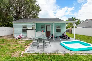 681 NE 1st Pl, Hialeah, FL 33010 - Photo 27