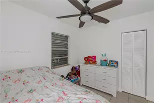 681 NE 1st Pl, Hialeah, FL 33010 - Photo 21