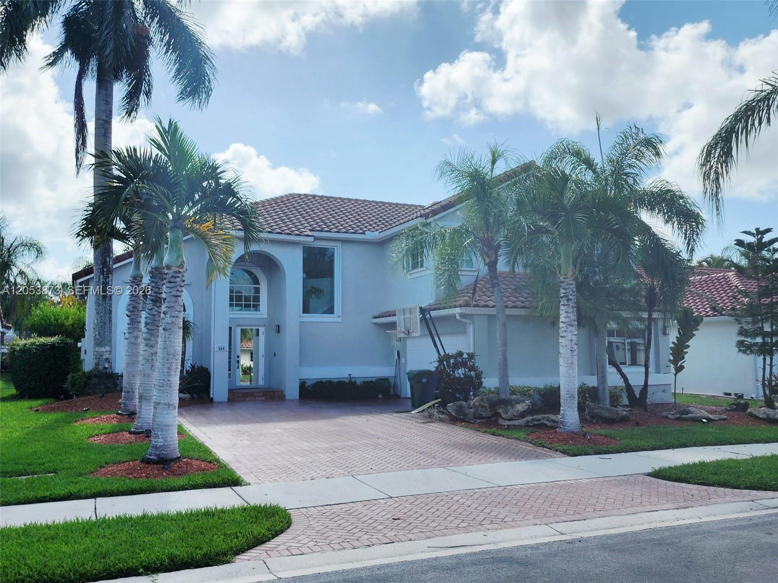 594 Spinnaker main architectural view