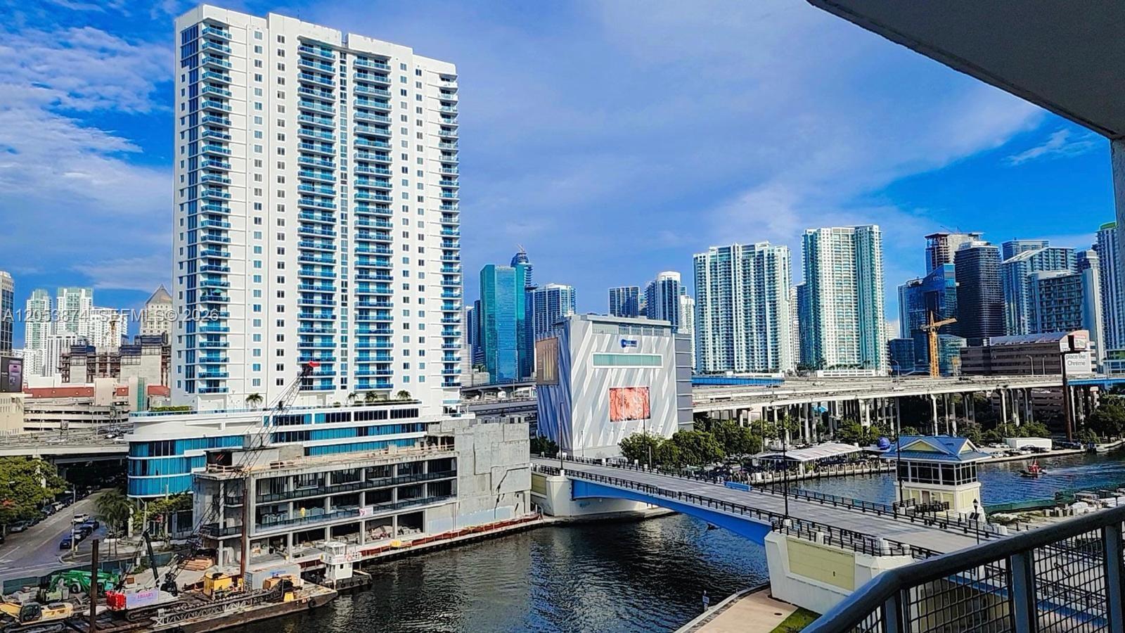 10 SW South River Dr #802 - 10 SW South River Dr #802, Miami, FL 33130 Luxury Property | Jose Angel Pina