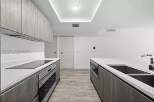 801 S Miami Ave, Miami, FL 33130 - Photo 7