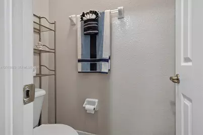 10828 SW 243rd St, Homestead, FL 33032 - Photo 7
