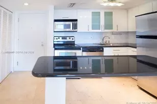 770 Claughton Island Dr, Miami, FL 33131 - Photo 5