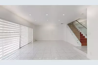 8212 NW 8th Pl #2, Plantation, FL 33324 - Photo 13