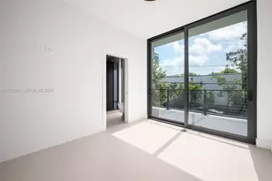 3310 Elizabeth St, Miami, FL 33133 - Photo 13