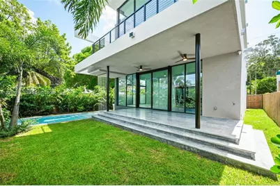 3310 Elizabeth St, Miami, FL 33133 - Photo 33