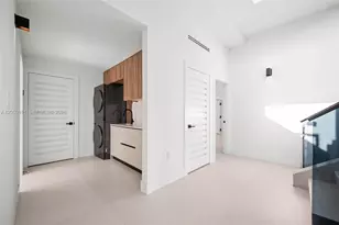3310 Elizabeth St, Miami, FL 33133 - Photo 11