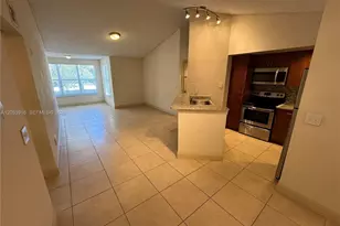 417 Vista Isles Dr, Sunrise, FL 33325 - Photo 7