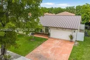 15431 SW 177th Terrace, Miami, FL 33187 - Photo 29