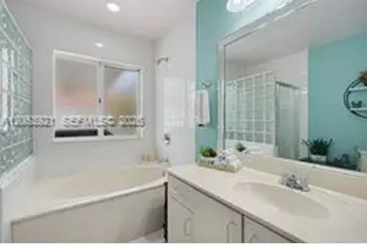 15431 SW 177th Ter, Miami, FL 33187 - Photo 15