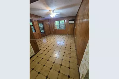 8920 SW 20th St, Miami, FL 33165 - Photo 11
