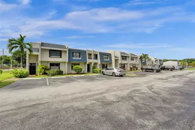 2601 N 40th Ave #A-9, Hollywood, FL 33021 - Photo 3