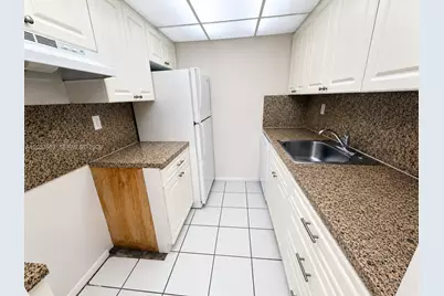 7500 SW 59th Pl #109, South Miami, FL 33143 - Photo 3