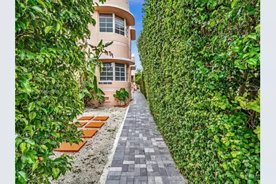 1225 Euclid Ave #3, Miami Beach, FL 33139 - Photo 3