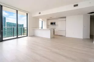 45 SW 9th St, Miami, FL 33130 - Photo 5