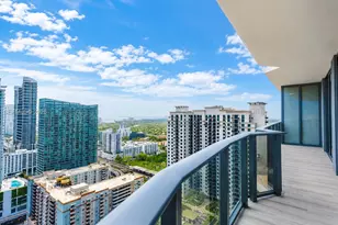 45 SW 9th St, Miami, FL 33130 - Photo 3