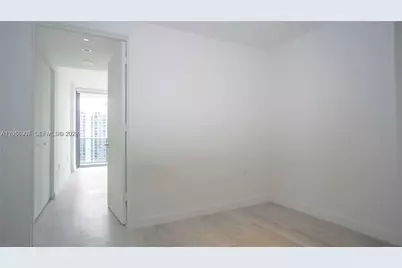 45 SW 9th St #3303, Miami, FL 33130 - Photo 13