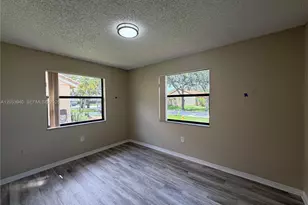 15600 Gauntlet Hall Manor, Davie, FL 33331 - Photo 5