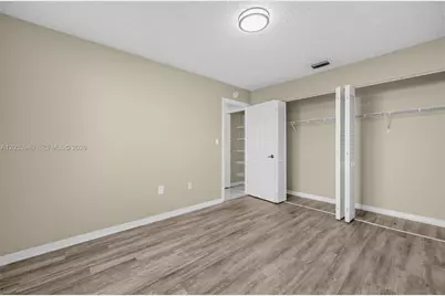 15600 Gauntlet Hall Mnr, Davie, FL 33331 - Photo 19